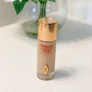 Charlotte Tilbury Hollywood Flawless Filter
